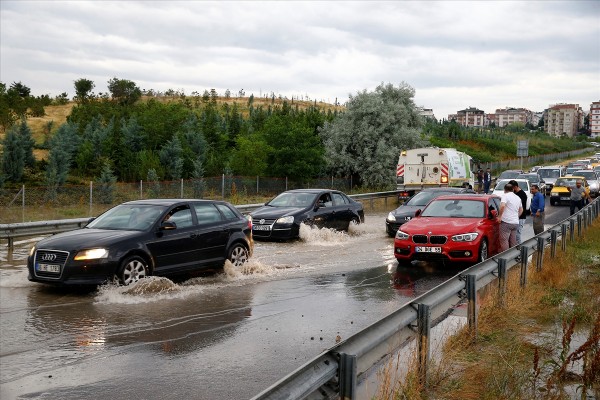 Ankara sele teslim oldu!