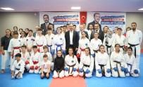 SOHBET TOPLANTISI - Bakan Kasapoğlu, Konya'da Sporcularla Bir Araya Geldi