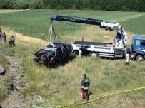 YOZGAT - Otomobil Köprüden Uçtu Açıklaması 2 Ölü, 1 Yaralı