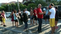 Yaz Kış Demeden Yüzen 'Open Water' Grubu, Kız Kulesi'ne Yüzdü