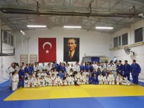 YUNUSEMRE - Yunusemre'de Judo Kursu Başlıyor