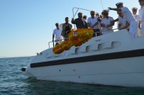 MEHMET TÜRKÖZ - Didim'de Deniz Şehitleri Anısına Çelenk Bırakıldı