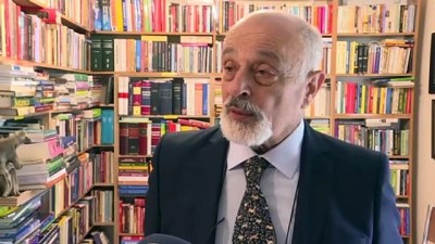 Doğa Fotoğrafçısı 61 Yıllık Birikimini Kütüphaneye Dönüştürdü