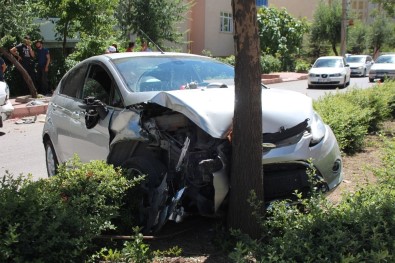 Elazığ'da Trafik Kazası Açıklaması 1 Yaralı