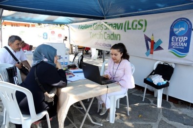 Eyüpsultan'da Üniversiteye Girecek Gençlere Tercihte Rehberlik Hizmeti