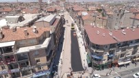 YAYA KALDIRIMI - Lale Caddesinde Sıcak Asfalt Serimi Başladı