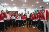 MİLLİ SPORCU - Bocce Şampiyonları, Madalyalarıyla Birlikte Başkan Yılmaz'ı Ziyaret Etti