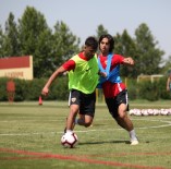 MİLLİ FUTBOLCU - Deniz Türüç İdmana Çıktı