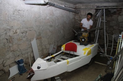 Eskişehir'in Hazarfen'i Uçma Hayaliyle Mikrolayt Yaptı