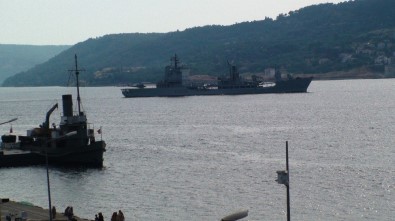 NATO'ya Bağlı Savaş Gemileri Çanakkale Boğazı'ndan Geçti