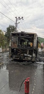(Özel) Beykoz'da Belediye Otobüsünün Alevlere Teslim Olduğu Anlar Kamerada