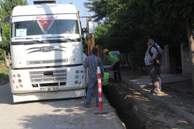 Şuhut'ta Doğalgaz Çalışmaları Tam Gaz Devam Ediyor