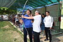 AHMET DENIZ - Vali Deniz, Yaz Spor Okullarını Ziyaret Etti