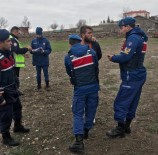 GEVREKLI - Arkadaşını Öldürüp Menfezde Yakalanan Sanık İlk Kez Hakim Karşısına Çıktı