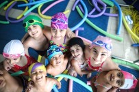 BUCA BELEDİYESİ - Çocuklara Yüzme, Velilere Pilates