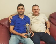 ŞAMPİYONLUK KUPASI - Denizlispor Kazandığı Kupanın Minyatürünü Yaptırıp Satışa Çıkardı