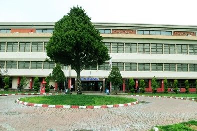 Ege'nin En Kapsamlı Kütüphanesi Yeniliklerle Dikkat Çekiyor