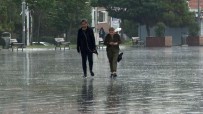 ORGANIK KIMYA - İstanbul'da Şiddetli Yağış Akşam Saatlerinde Etkisini Kaybedecek