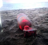Karasu Plajında Bulunan Denizaltı'na Ait Bomba Paniğe Neden Oldu