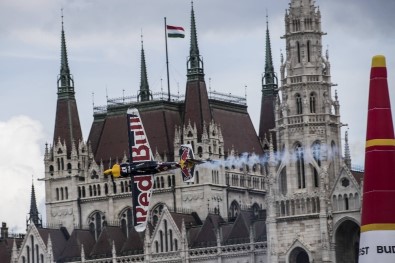 Red Bull Air Race'te Heyecan Dorukta Açıklaması 'Son İki Yarış'