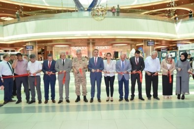 Suriyeli Mültecilerden Resim Sergisi