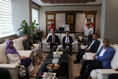 TBMM Dilekçe Komisyonu Başkanı Satır, Mersin Cumhuriyet Başsavcısı Ercan'ı Ziyaret Etti