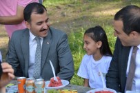 TÜRKER ÖKSÜZ - Vali Öksüz, Çocuklarla Fidan Dikti, Piknik Yaptı