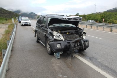 Amasya'da Trafik Kazası Açıklaması 3 Yaralı