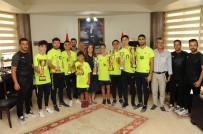 ÇALKAYA - Balçova, Kupaları Topladı