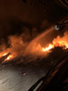 Burhaniye'de Çöplük Yangını Korkuttu