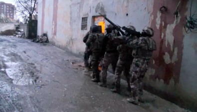 Cizre'de PKK/KCK Operasyonu Açıklaması 9 Gözaltı