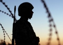 FİRARİ ASKER - Hastanede Firar Etti, Otogarda Yakalandı