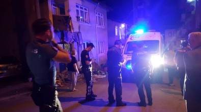 Karamürsel'de Balkon Çöktü Açıklaması 1 Yaralı
