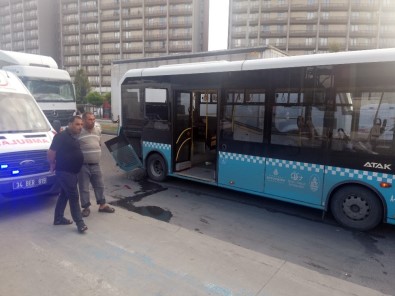 (Özel) Esenyurt'ta Zincirleme Trafik Kazası