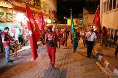 Artvin'de '15 Temmuz Demokrasi Ve Milli Birlik Günü' Yürüyüşü