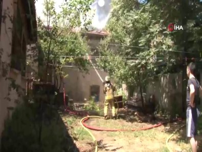 Beyoğlu'nda Yangında Can Pazarı