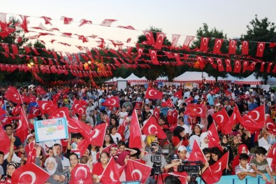 Diyarbakır'da '15 Temmuz Demokrasi Ve Milli Birlik Günü' Nöbeti