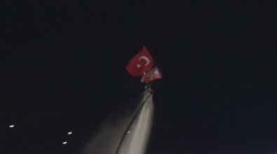 Marmaris'te 15 Temmuz Şehitleri Denizde Anıldı