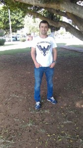 Minibüsten Düşüp Hayatını Kaybetti