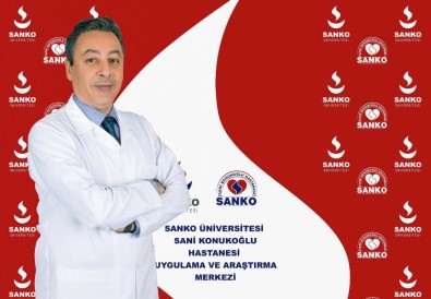 Radyoloji Uzmanı Prof. Dr. Ayhan Özkur SANKO'da
