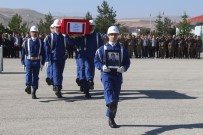 SINAN DEMIRCAN - Şehit Uzman Onbaşı Törenle Memleketine Uğurlandı
