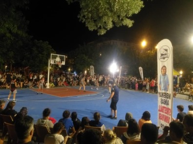 3. Geleneksel Berkay Akbaş Sokak Basketbolu Turnuvası Başladı
