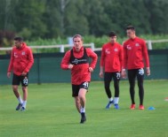 ESKIŞEHIRSPOR - Mehmet Özcan İstanbul yolunda