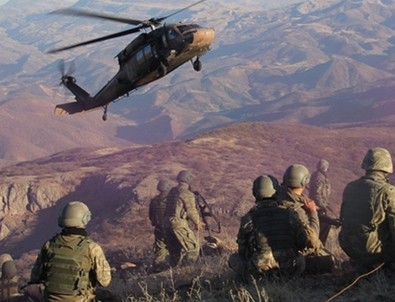 Diyarbakır'da çatışma:5 terörist etkisiz hale getirildi