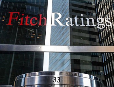 Fitch 14 bankanın notunu düşürdü