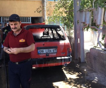 Kaynak Yapılan Otomobil Alev Aldı