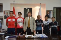 Milli Bisikletçilerden Eskici'ye Ziyaret