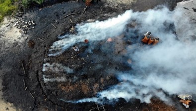 Yüzlerinde Kömür Karasıyla Mevsimlik İşçiler