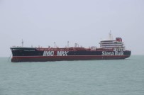 İNGILTERE BAYRAĞı - İran'ın Alıkoyduğu İngiliz Petrol Tankeri Mürettebatının Milliyetleri Açıklandı