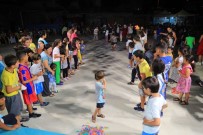 PAMUKKALE - Pamukkaleli Çocuklar Şenliğe Koştu